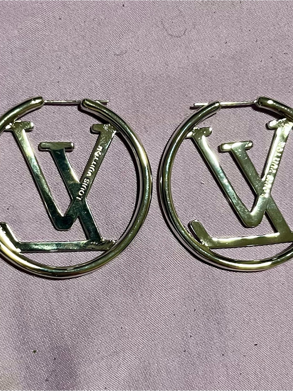 18k White Gold Plated LV Monogram Hoop Earrings - Picture 5 of 5